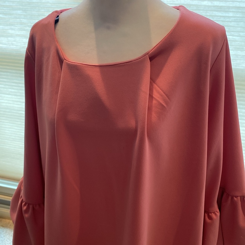 Dress - Picture 3 of 4